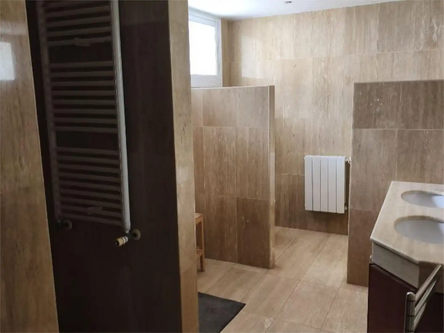 Badezimmer von Wohnung zum Verkauf in Marbella mit Klimaanlage und Schwimmbad