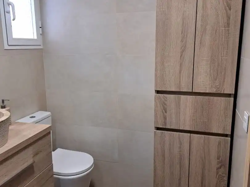Flat for sale in Avinguda Ramon de Sant Martí, 2, Llucmajor pueblo Bathroom of Flat for sale in Llucmajor with Air Conditioner and Balcony