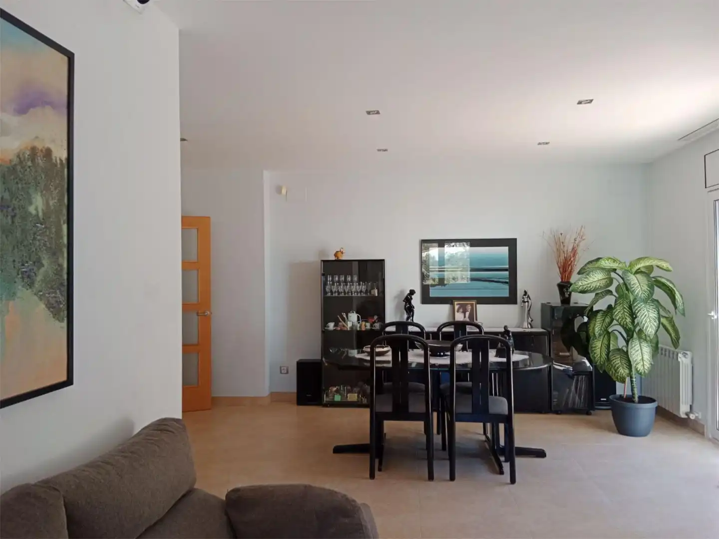 Casa o xalet en venda a Carrer Barcelona, 47, La Pobla de Claramunt Menjador de Casa o xalet en venda en La Pobla de Claramunt amb Aire condicionat, Calefacció i Jardí privat