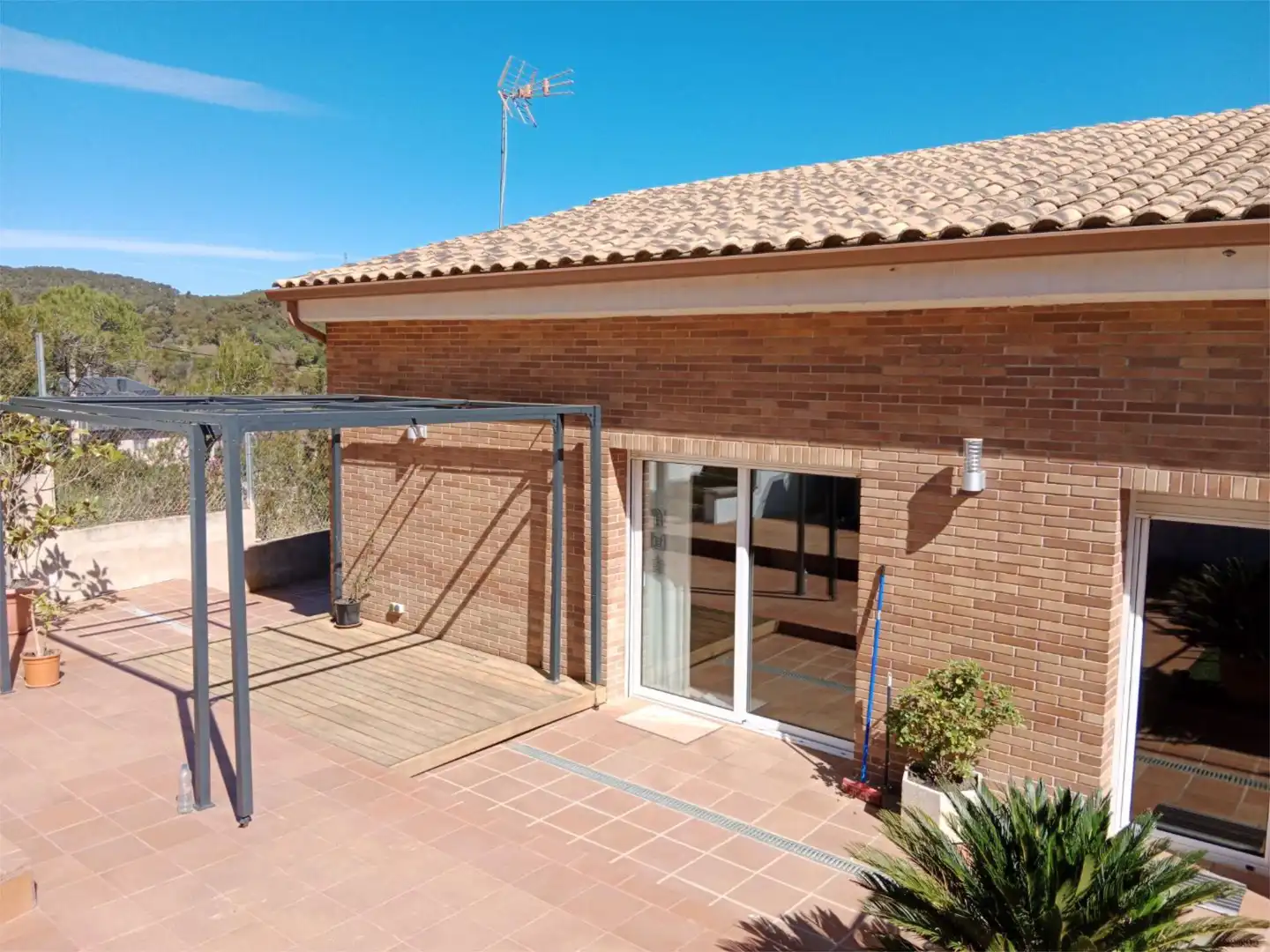 Casa o xalet en venda a Carrer Barcelona, 47, La Pobla de Claramunt Terrassa de Casa o xalet en venda en La Pobla de Claramunt amb Aire condicionat, Calefacció i Jardí privat