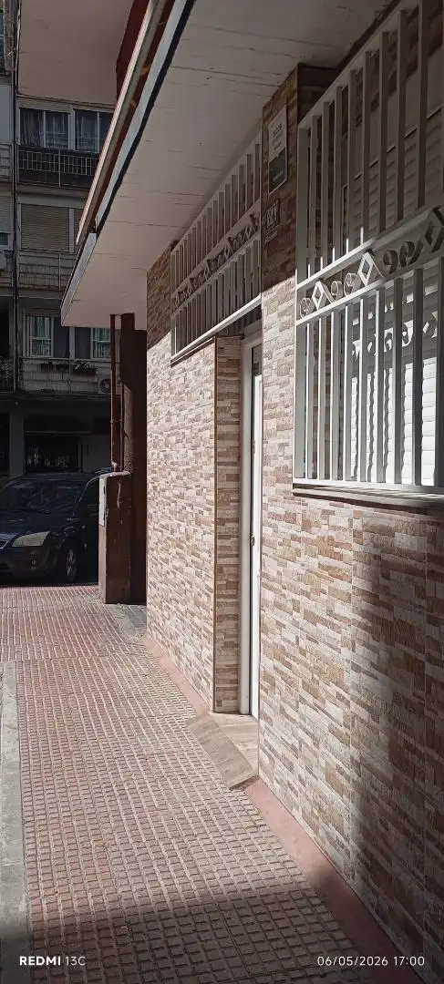 Planta baja en venta en Avenida Caballería Española, 3, Caballería Española Vista exterior de Planta baja en venta en Alcalá de Henares con Aire acondicionado, Calefacción y Amueblado