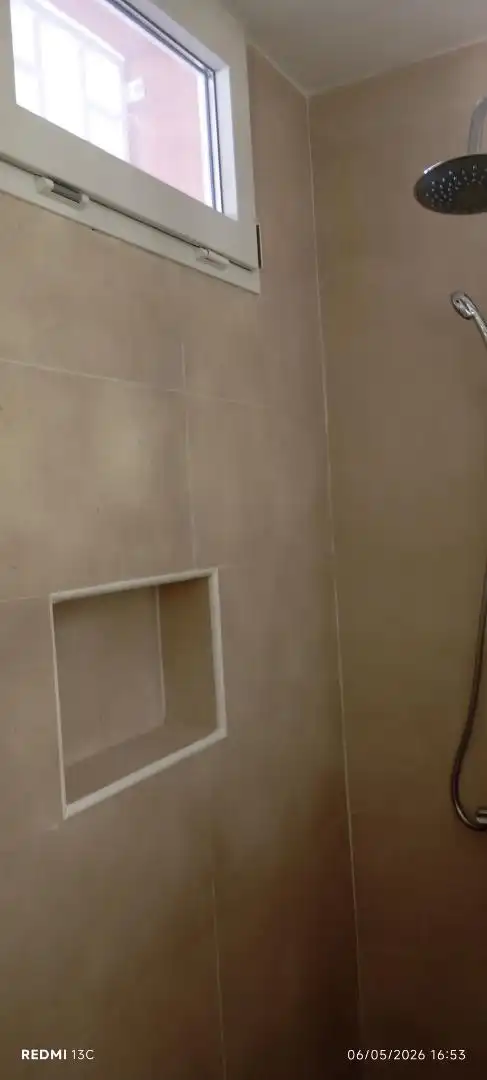 Planta baja en venta en Avenida Caballería Española, 3, Caballería Española Baño de Planta baja en venta en Alcalá de Henares con Aire acondicionado, Calefacción y Amueblado