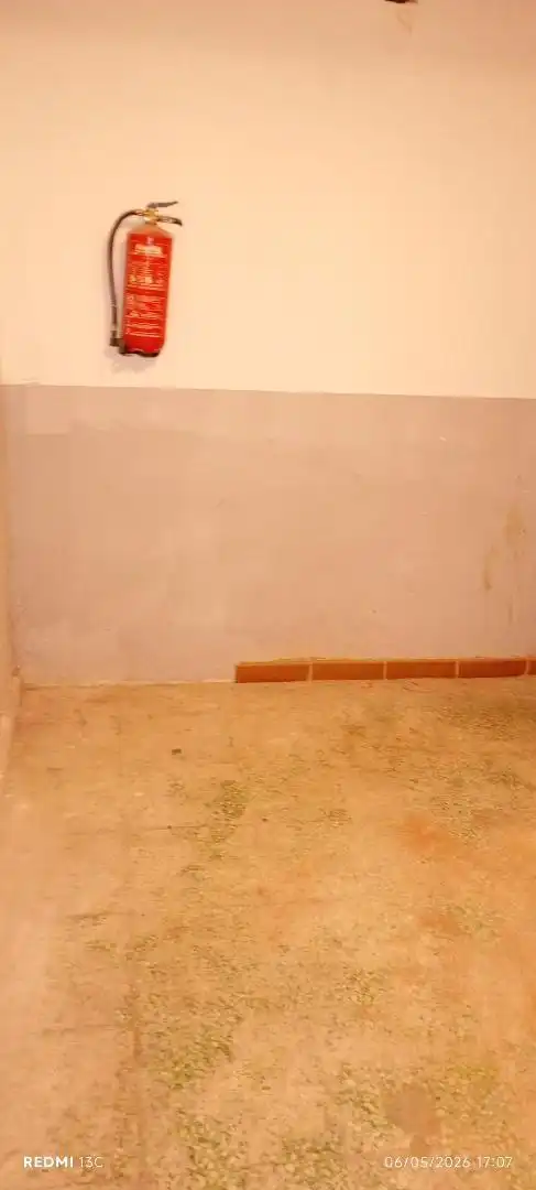 Planta baja en venta en Avenida Caballería Española, 3, Caballería Española Planta baja en venta en Alcalá de Henares con Aire acondicionado, Calefacción y Amueblado