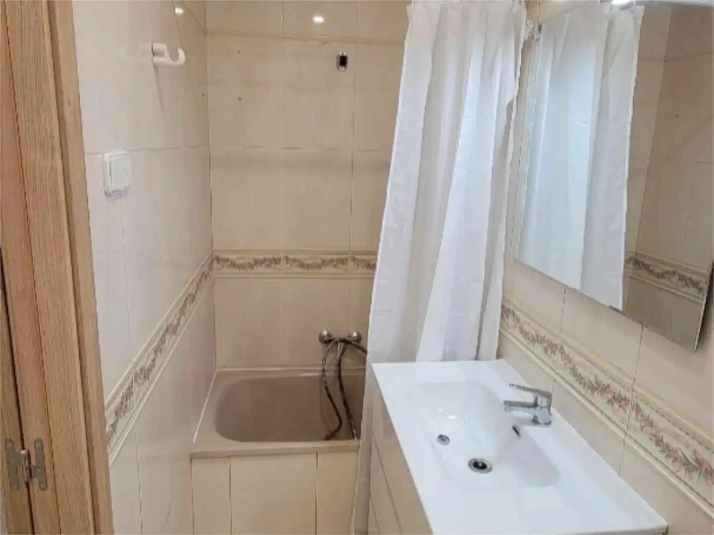 Badezimmer von Wohnung zum Verkauf in  Valencia Capital mit Klimaanlage