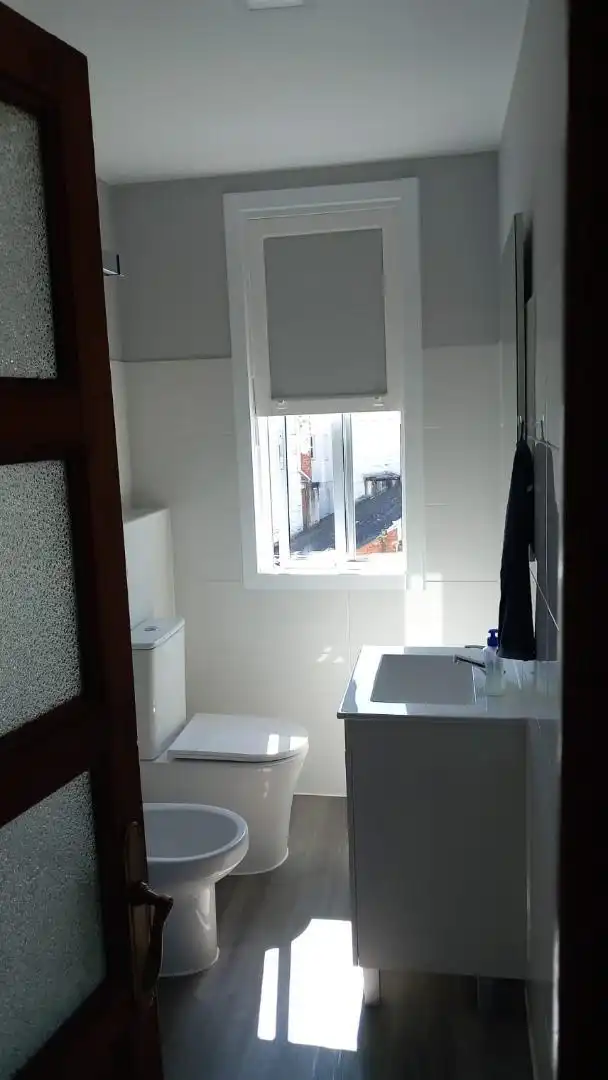 Baño de Piso en venta en Lugo con Trastero, Amueblado y Horno