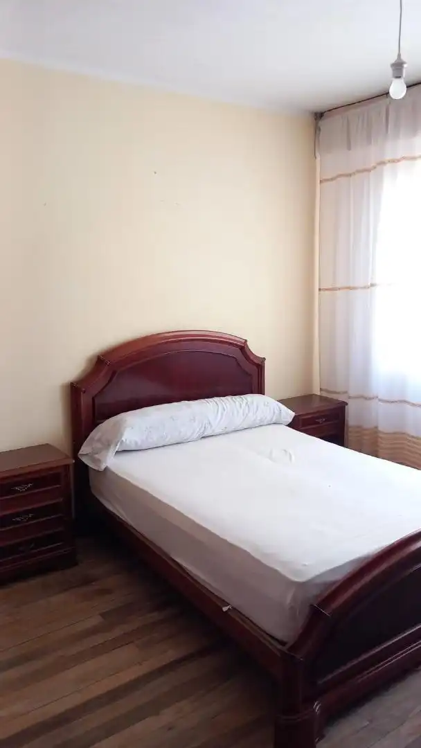 Habitación de Piso en venta en Lugo con Trastero, Amueblado y Horno