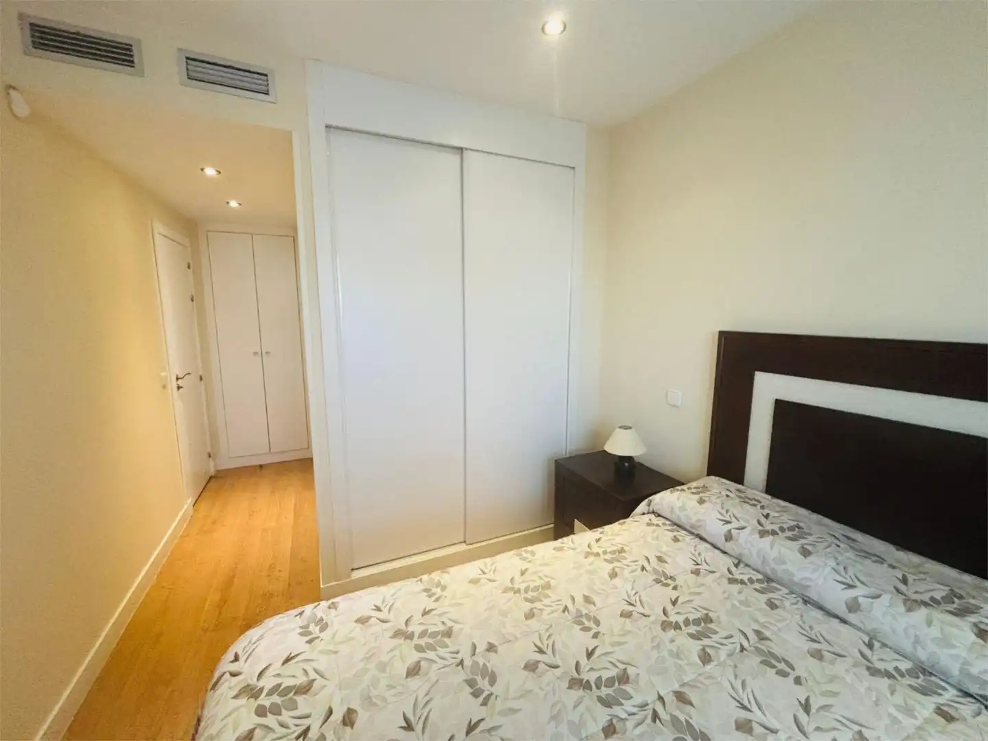Flat for sale in Calle Ginebra, 20, Sur - PAU 4 Bedroom of Flat for sale in Móstoles with Air Conditioner, Heating and Terrace