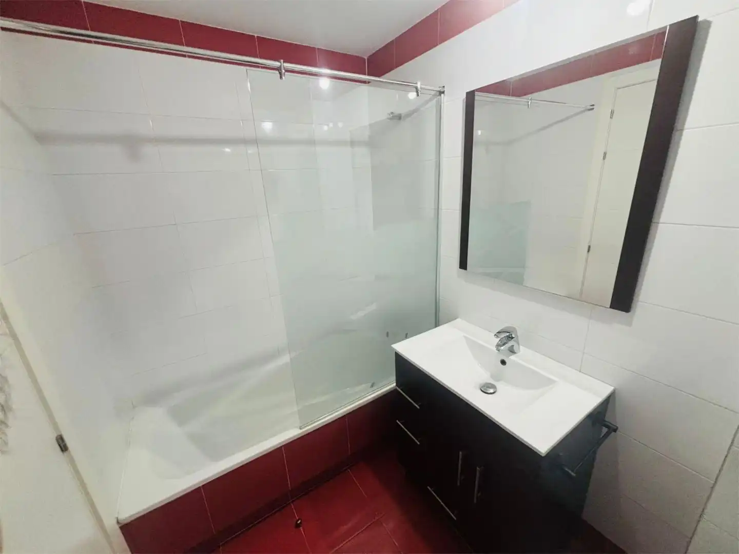 Flat for sale in Calle Ginebra, 20, Sur - PAU 4 Bathroom of Flat for sale in Móstoles with Air Conditioner, Heating and Terrace