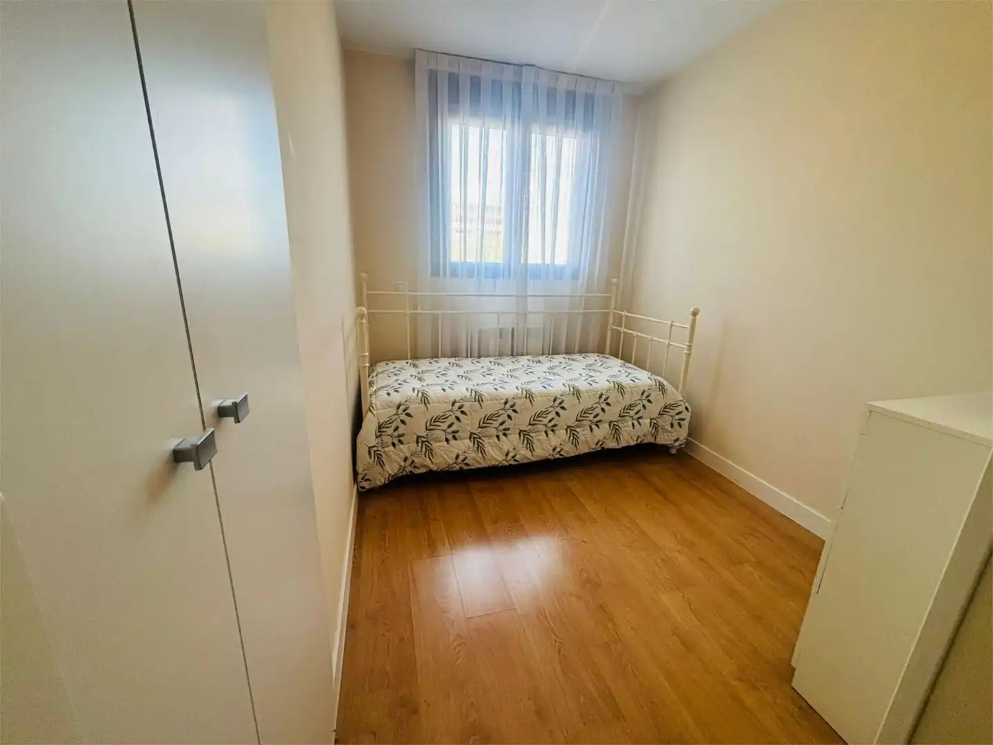 Flat for sale in Calle Ginebra, 20, Sur - PAU 4 Bedroom of Flat for sale in Móstoles with Air Conditioner, Heating and Terrace
