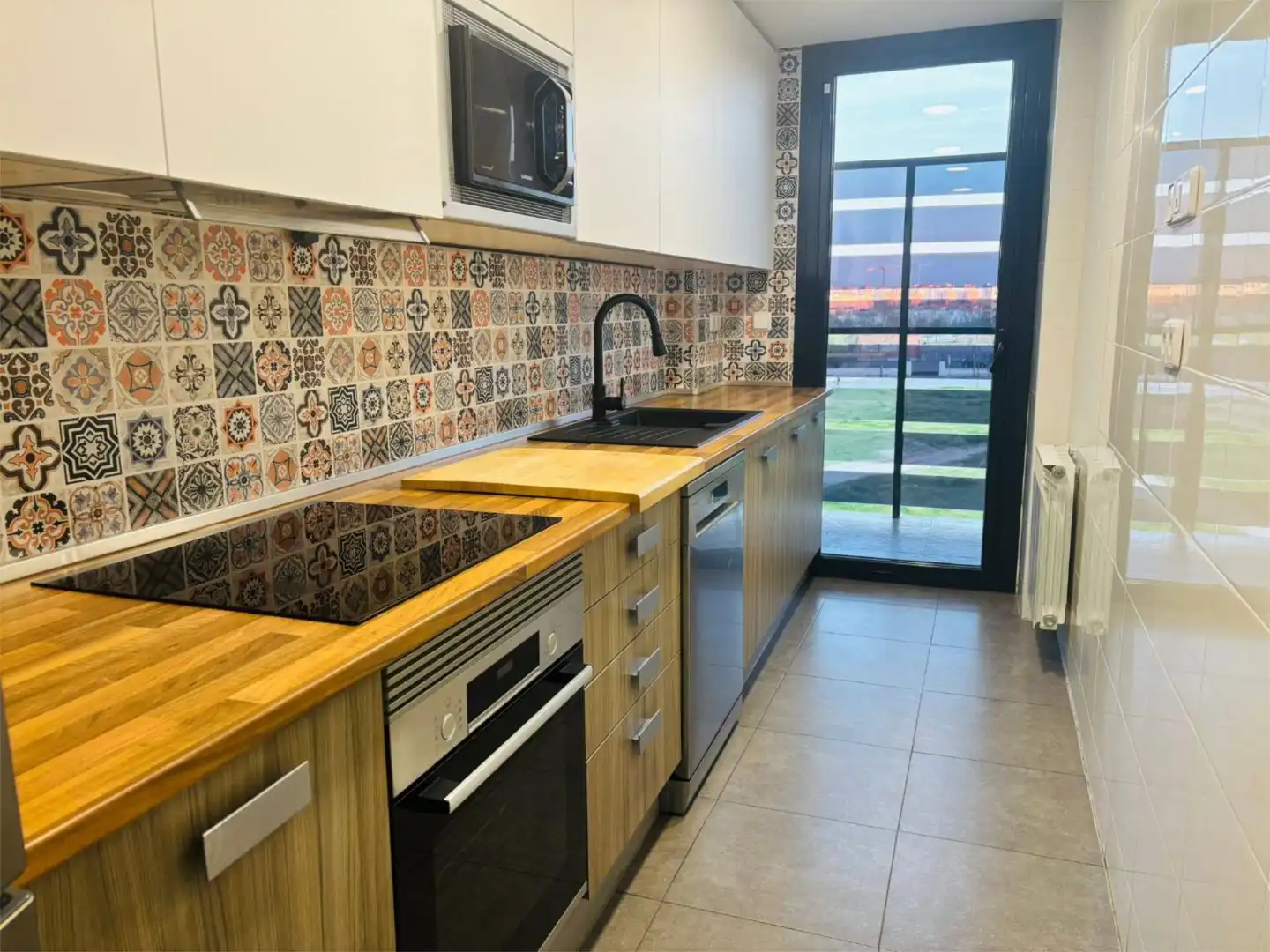 Flat for sale in Calle Ginebra, 20, Sur - PAU 4 Kitchen of Flat for sale in Móstoles with Air Conditioner, Heating and Terrace