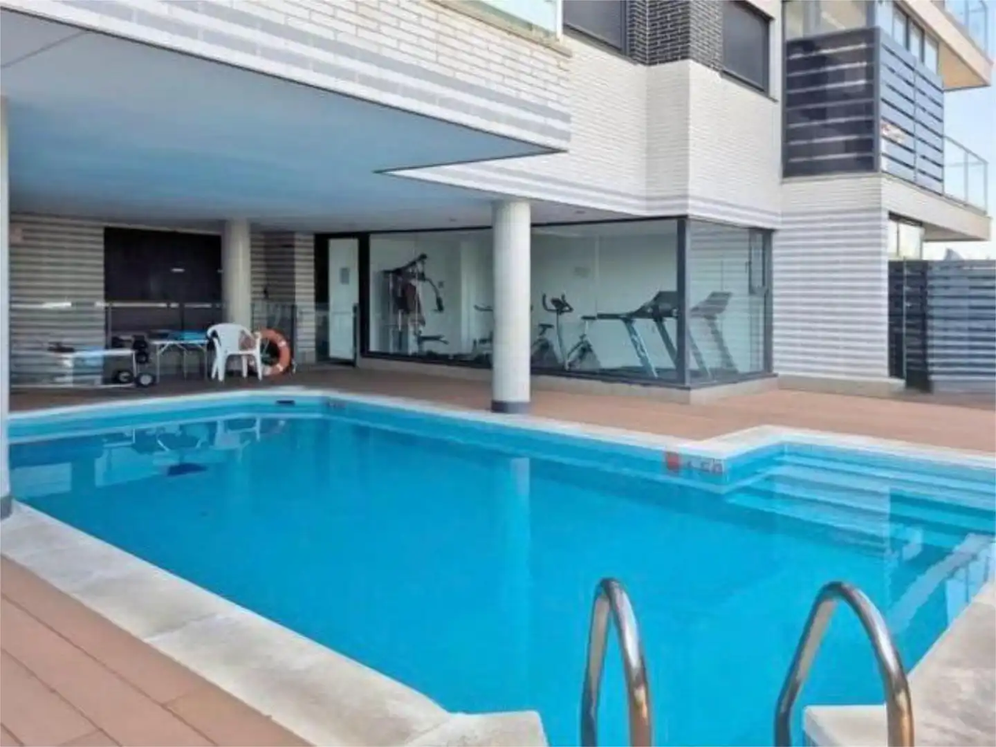 Flat for sale in Calle Ginebra, 20, Sur - PAU 4 Swimming pool of Flat for sale in Móstoles with Air Conditioner, Heating and Terrace