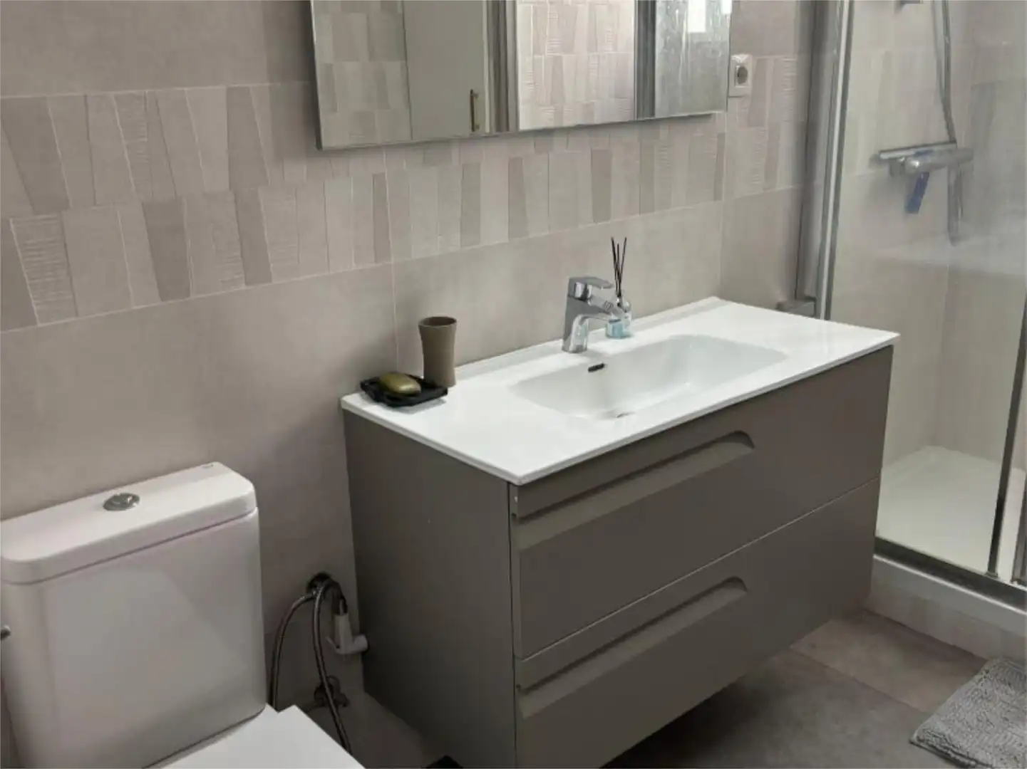 Apartament de lloguer a Carrer Peruga, 100, Moncófar Playa Bany de Apartament de lloguer en Moncofa amb Aire condicionat, Terrassa i Moblat