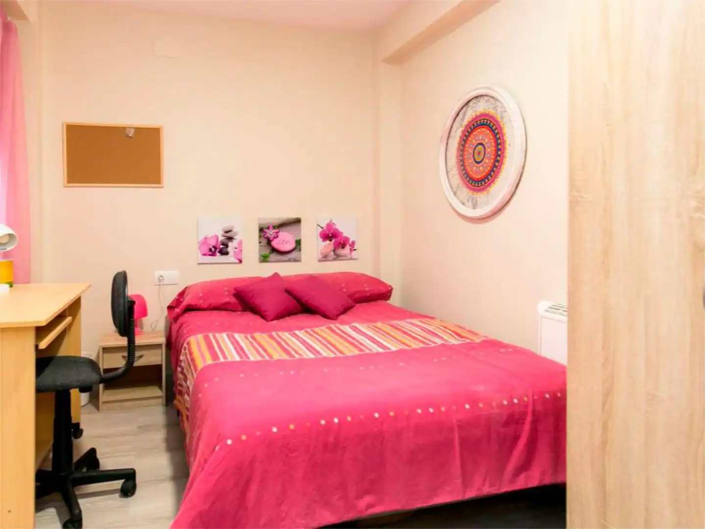 Habitació a Calle Doctor Vaca Castro, 13, Angustias - Chana - Encina Dormitori de Pis per a compartir en Granada amb Calefacció i Moblat