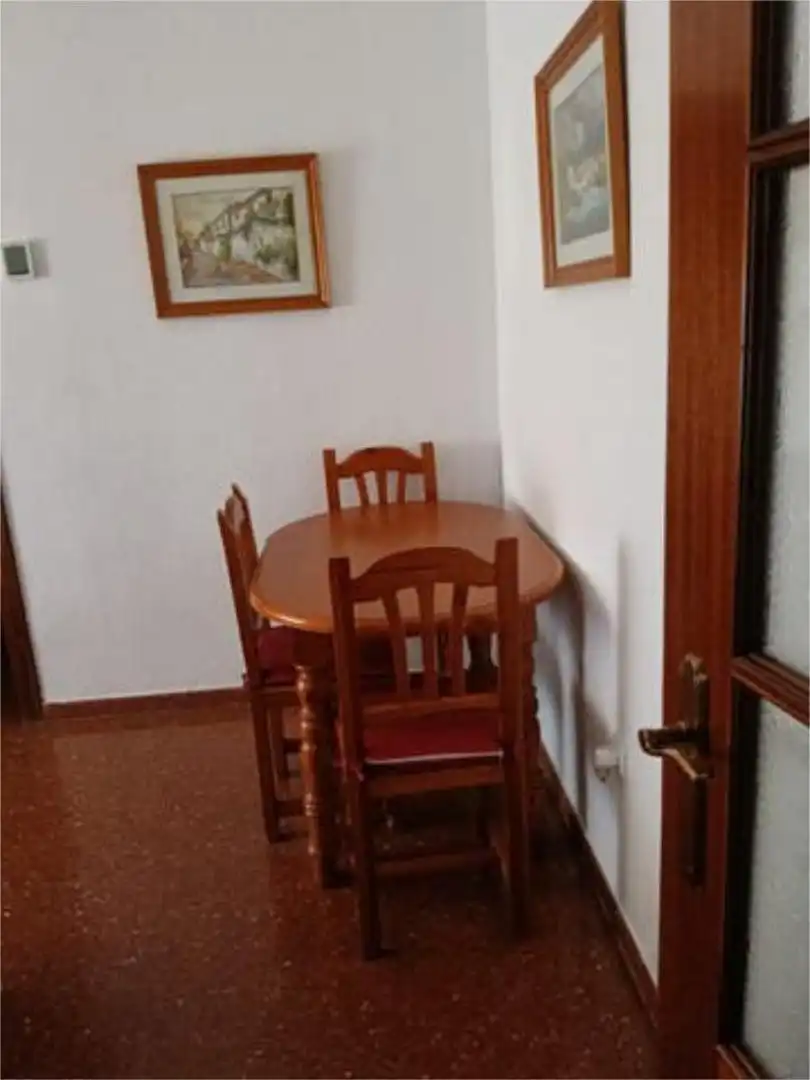 Apartament de lloguer a Bellavista Menjador de Apartament de lloguer en Sevilla amb Calefacció i Moblat