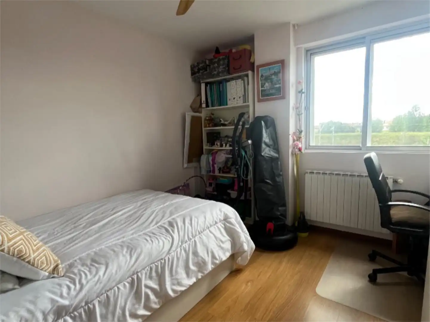 Piso en venta en Calle Iglesia, 22, Viana de Cega Habitación de Piso en venta en Viana de Cega