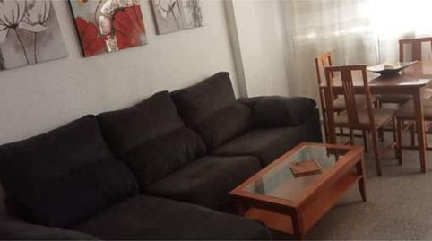Foto 2 de Piso de alquiler en Huerta de la Reina - Trassierra, Córdoba Capital
