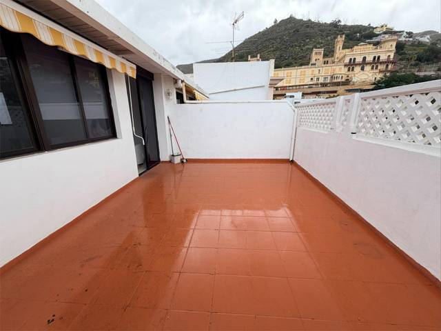 Piso en Alquiler en Calle del General Ramos Serrano, 7 en Ifara - Las Mimosas