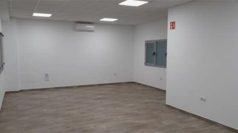 Foto 5 von Fabrikhallen zur Miete in Polígono La Hiniesta, Zamora Capital