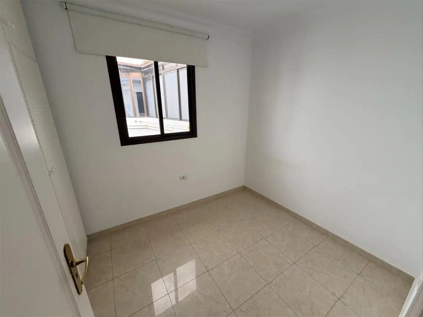 Flat for rent in Calle del General Ramos Serrano, 7, Ifara - Las Mimosas Bedroom of Flat for rent in Santa Cruz de Tenerife with Terrace and Community parking