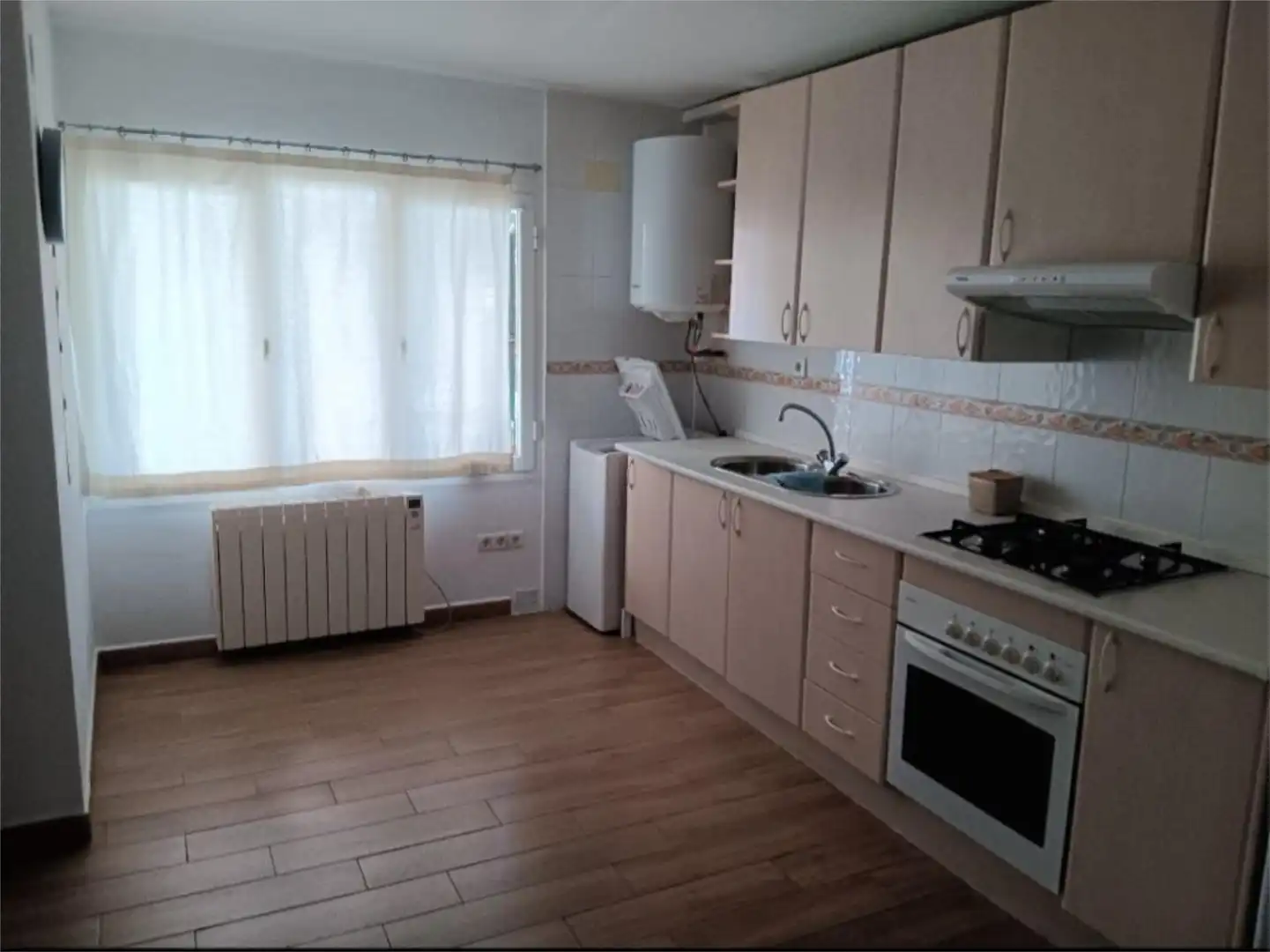Flat for rent in Avenida de Cervantes, 14, Cervantes Flat for rent in Avenida de Cervantes, 14, Cervantes