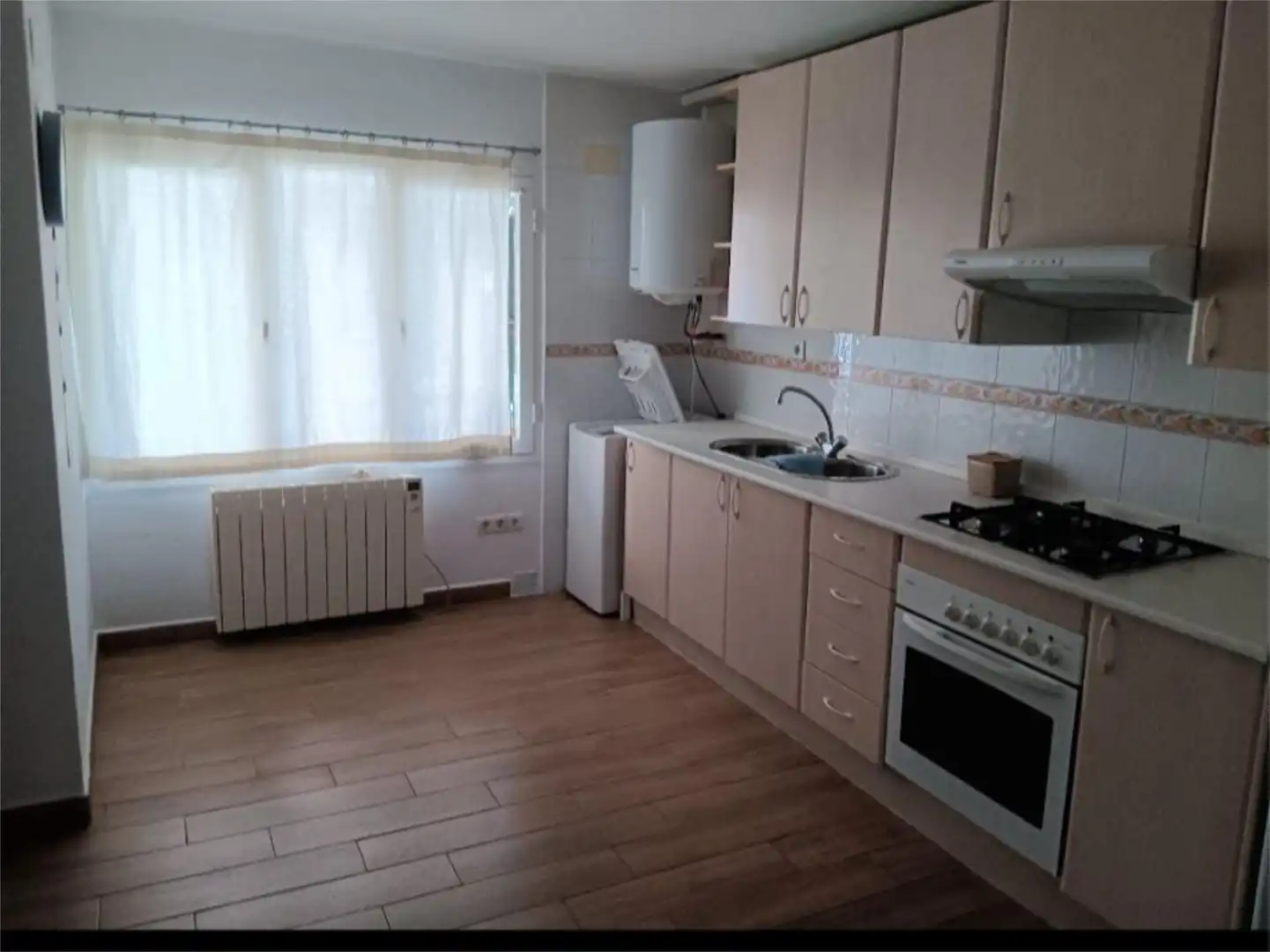 Flat for rent in Avenida de Cervantes, 14, Cervantes Flat for rent in Avenida de Cervantes, 14, Cervantes