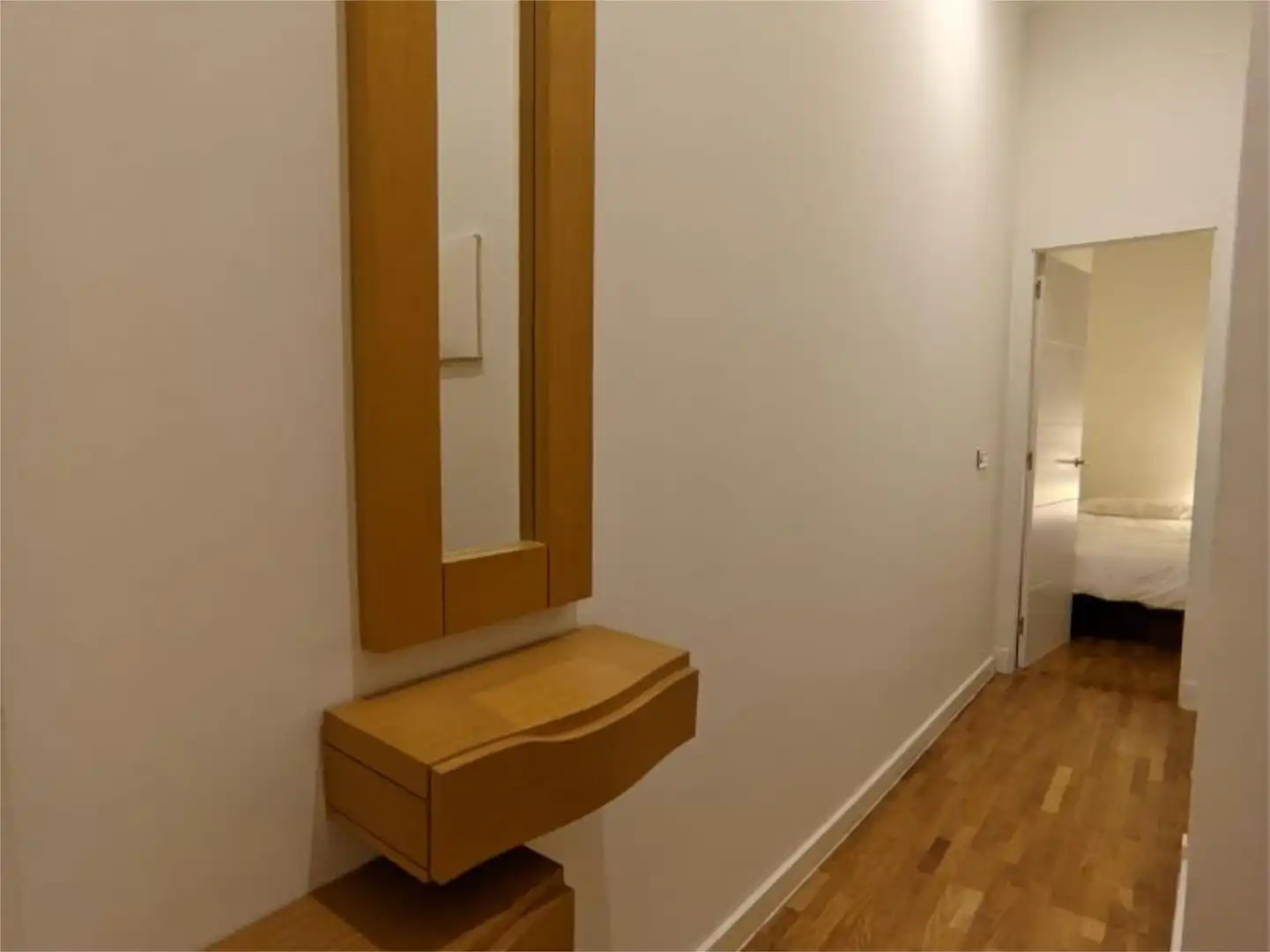 Flat for sale in Sevilla  with Air Conditioner, Heating and Furnished