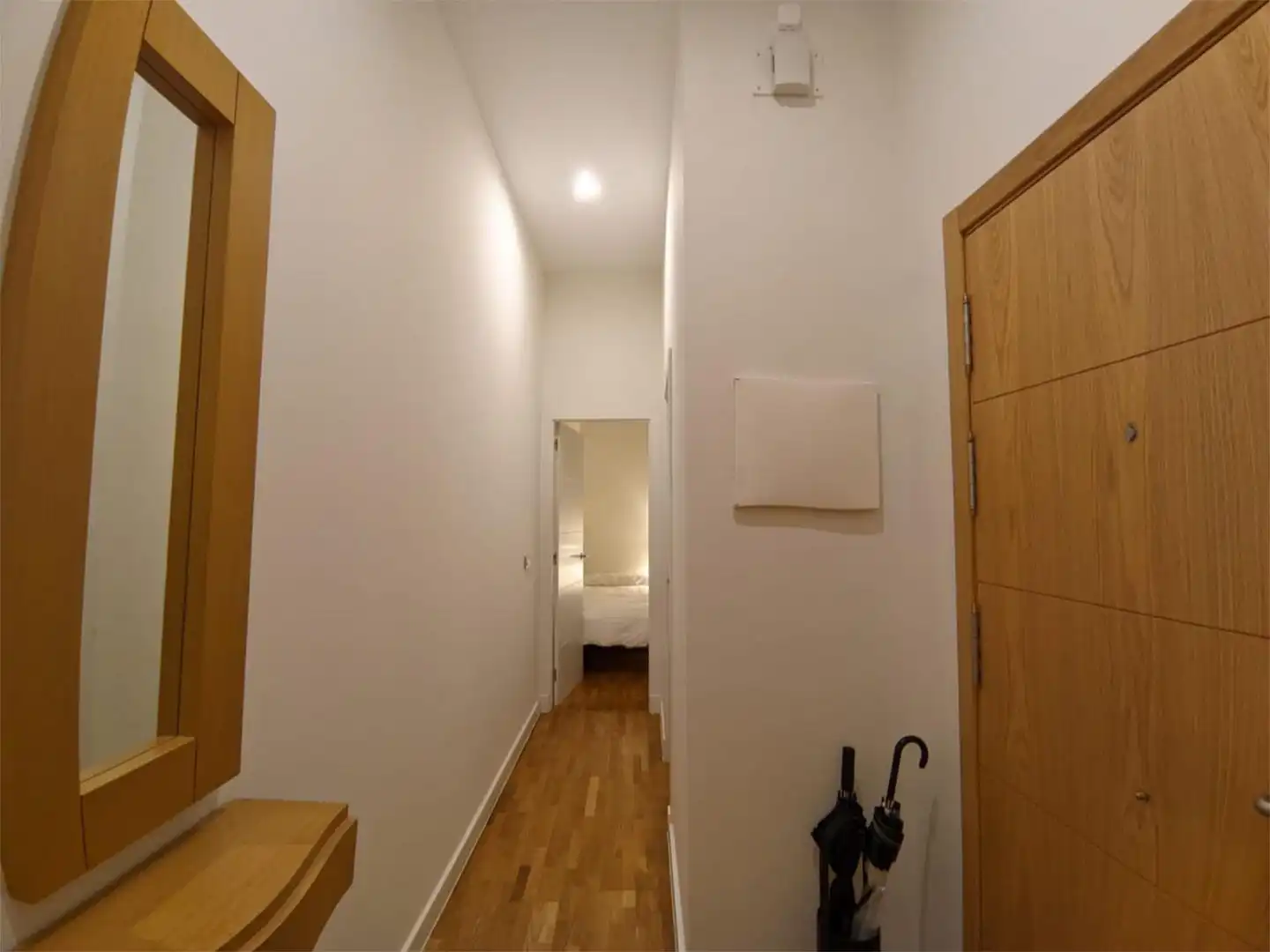 Flat for sale in Sevilla  with Air Conditioner, Heating and Furnished