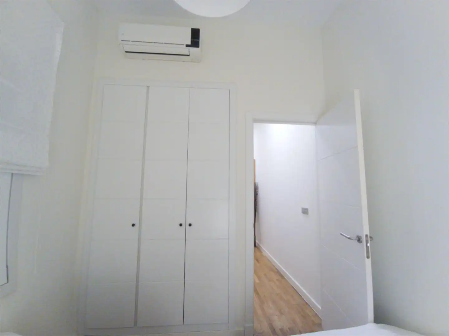 Flat for sale in Sevilla  with Air Conditioner, Heating and Furnished