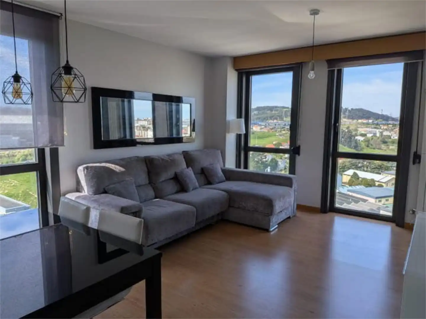 Sala de estar de Piso de alquiler en A Coruña Capital  con Calefacción, Trastero y Piscina