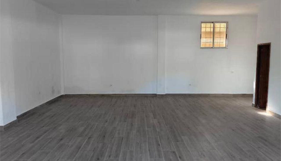 Commercial properties for rent in Guaza, Arona - image 1 Photo 1 of Commercial properties for rent in Guaza, Arona