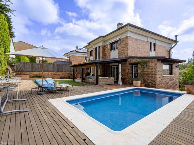 Casa-chalet en Venta en Buenavista - Valparaíso - La Legua