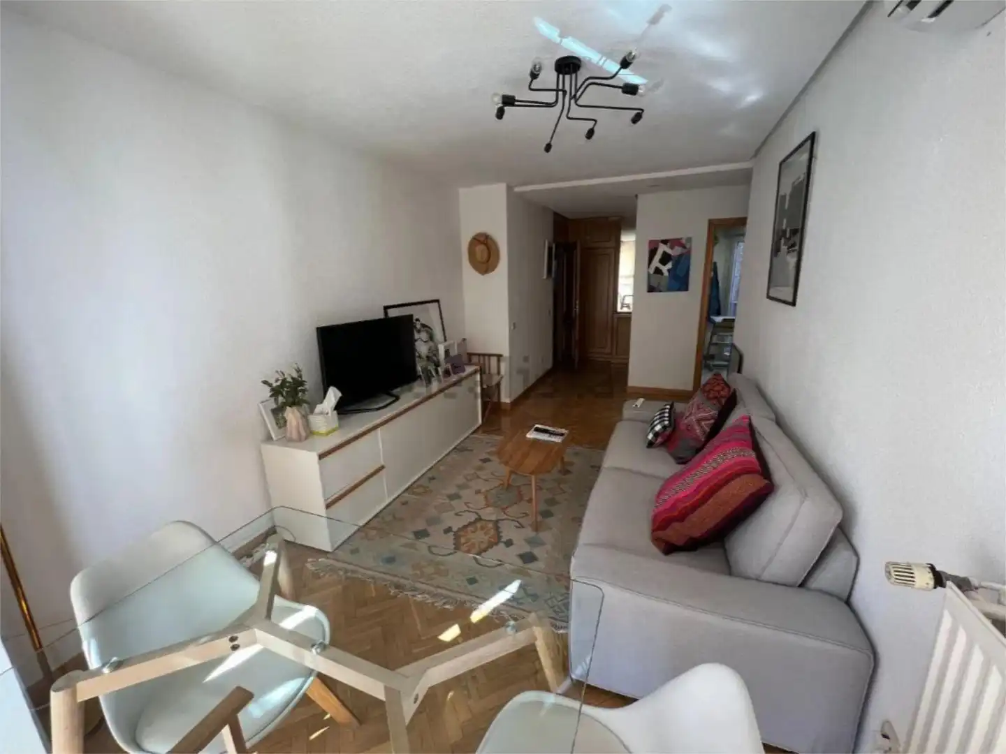 Flat for rent in Calle del General Álvarez de Castro, 26, Trafalgar Living room of Flat for rent in Madrid Capital with Air Conditioner