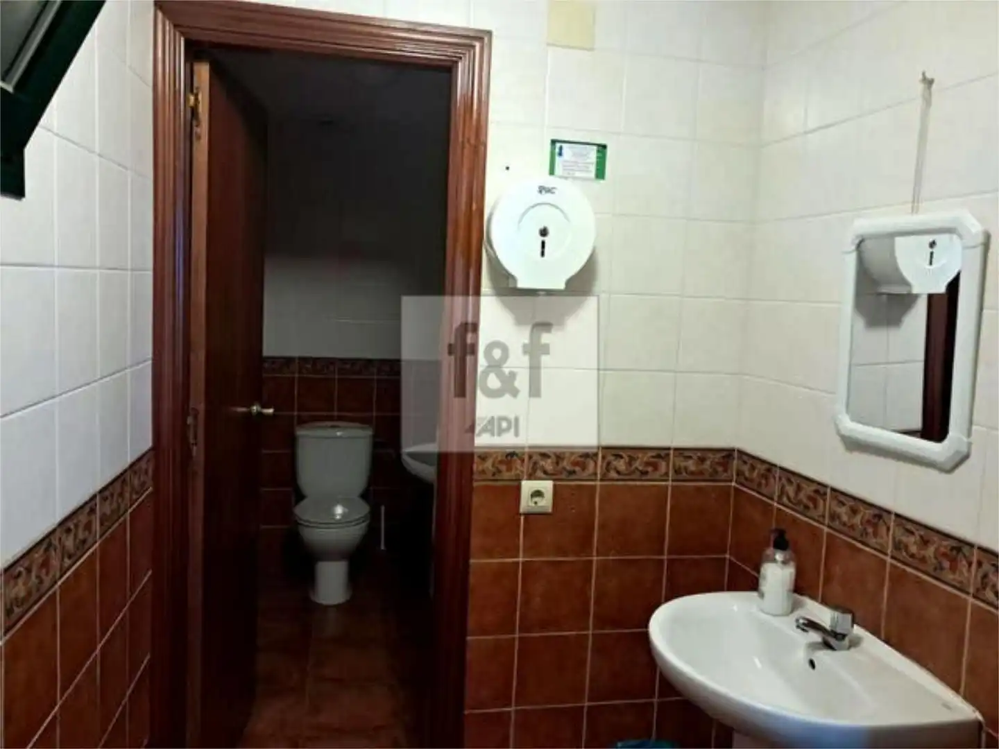 Local de alquiler en Cabezabellosa Baño de Local de alquiler en Cabezabellosa
