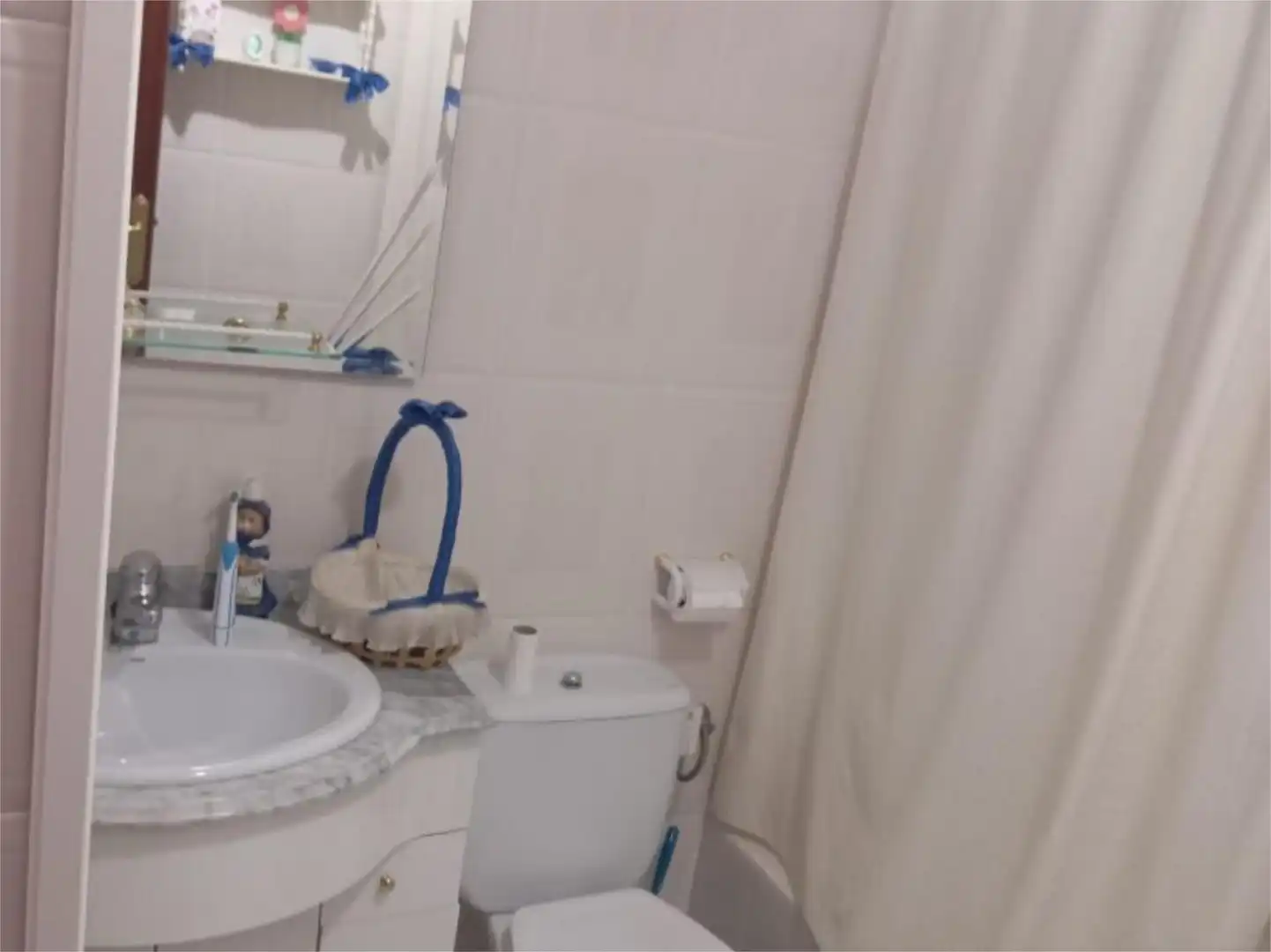 Flat for sale in Calle Ramón y Cajal, 10, Villarrubia de los Ojos Bathroom of Flat for sale in Villarrubia de los Ojos with Air Conditioner, Terrace and Balcony