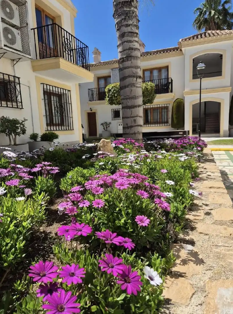 Apartamento de alquiler en Calle Nuñez de Balboa, 73, Las Marinas - Pueblo Laguna Jardín de Apartamento de alquiler en Vera con Aire acondicionado, Calefacción y Jardín privado