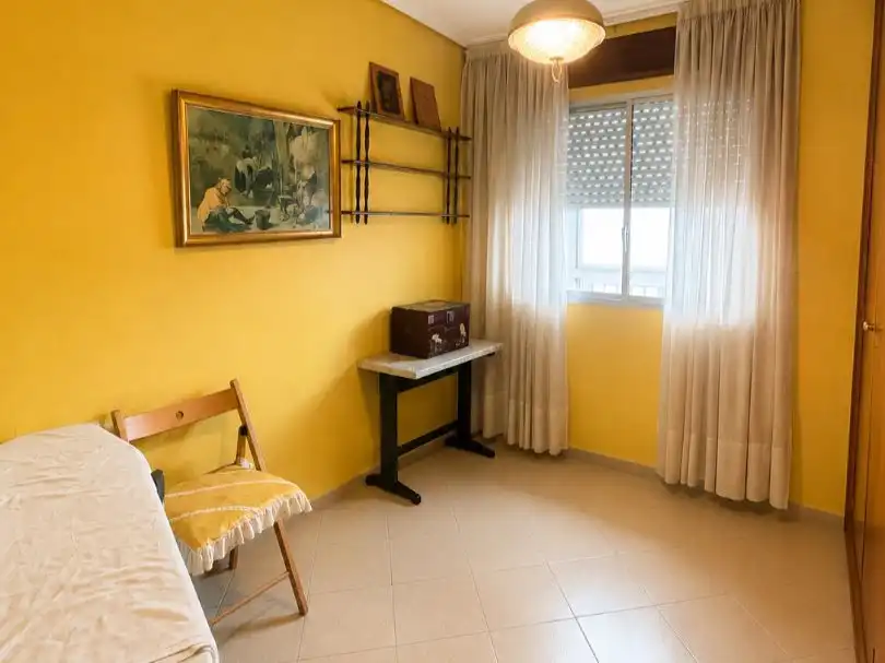 Bedroom of Flat for sale in Algeciras  with Furnished, Community parking and Balcony