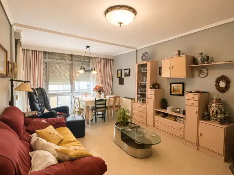 Living room of Flat for sale in Algeciras  with Furnished, Community parking and Balcony