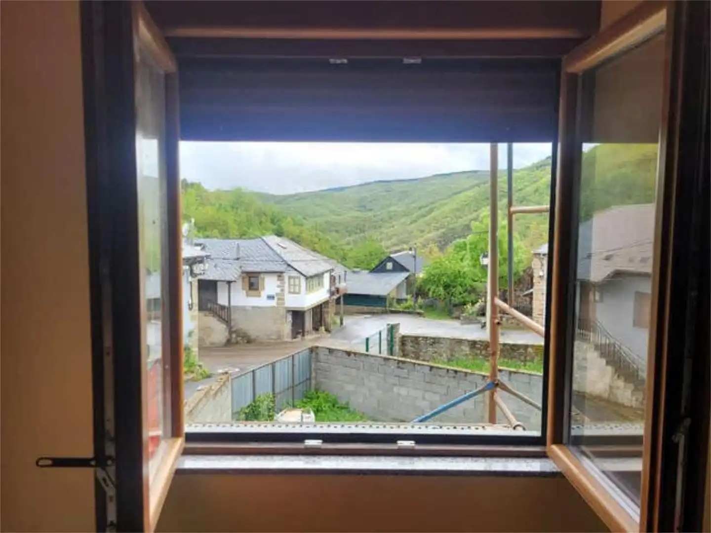 Vista exterior de Casa o chalet en venta en Igüeña con Terraza, Trastero y Amueblado