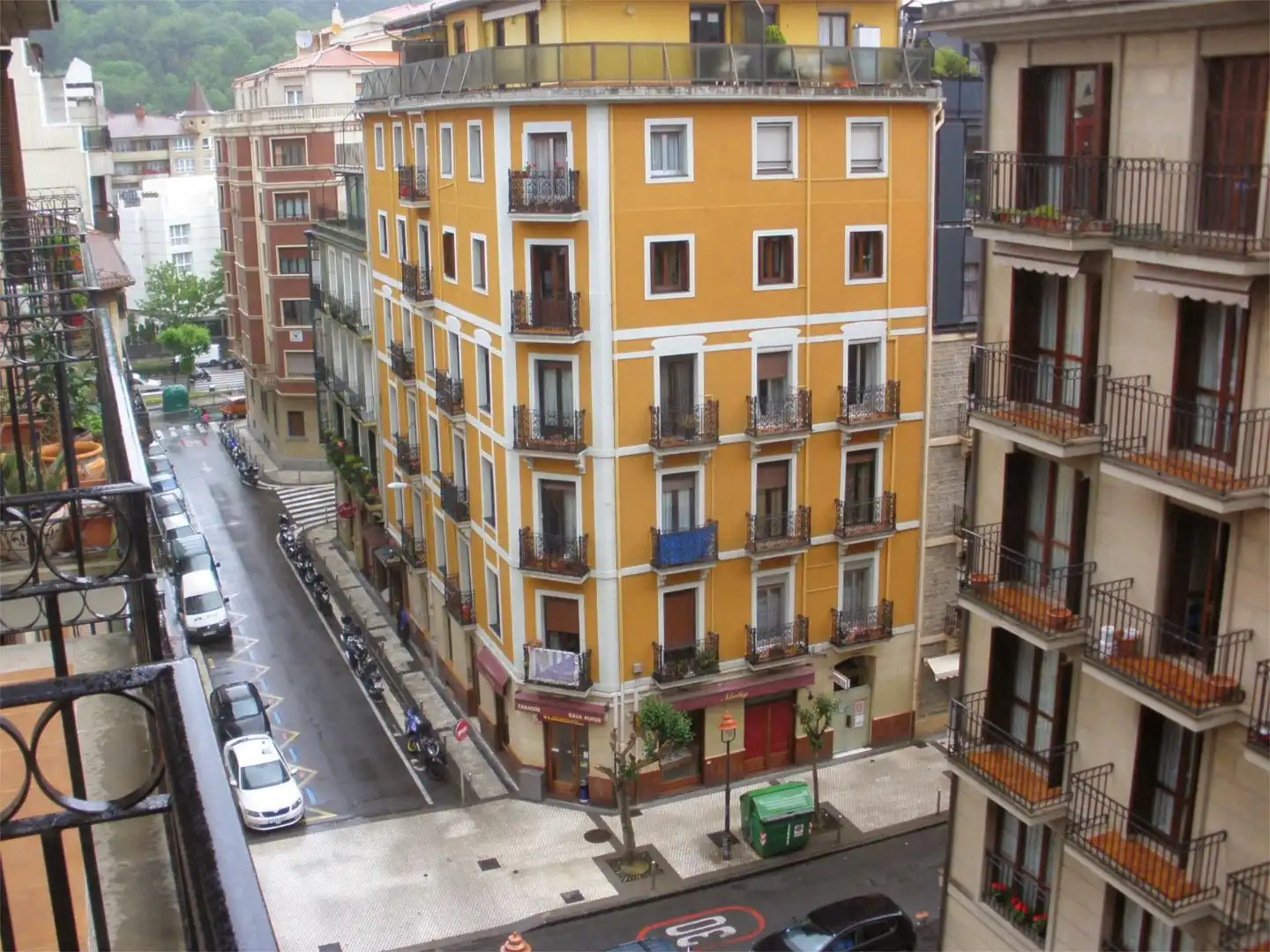 Pis de lloguer a Txalupagillene Plaza, 4, Antiguo Vista exterior de Pis de lloguer en Donostia - San Sebastián amb Calefacció, Parquet i Moblat