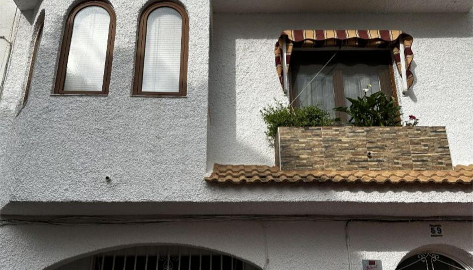 Pis en venda a Calle Escribano Antonio de Villarreal, 1, Los Villares, Jaén - imatge 1 Foto 1 de Pis en venda a Calle Escribano Antonio de Villarreal, 1, Los Villares, Jaén