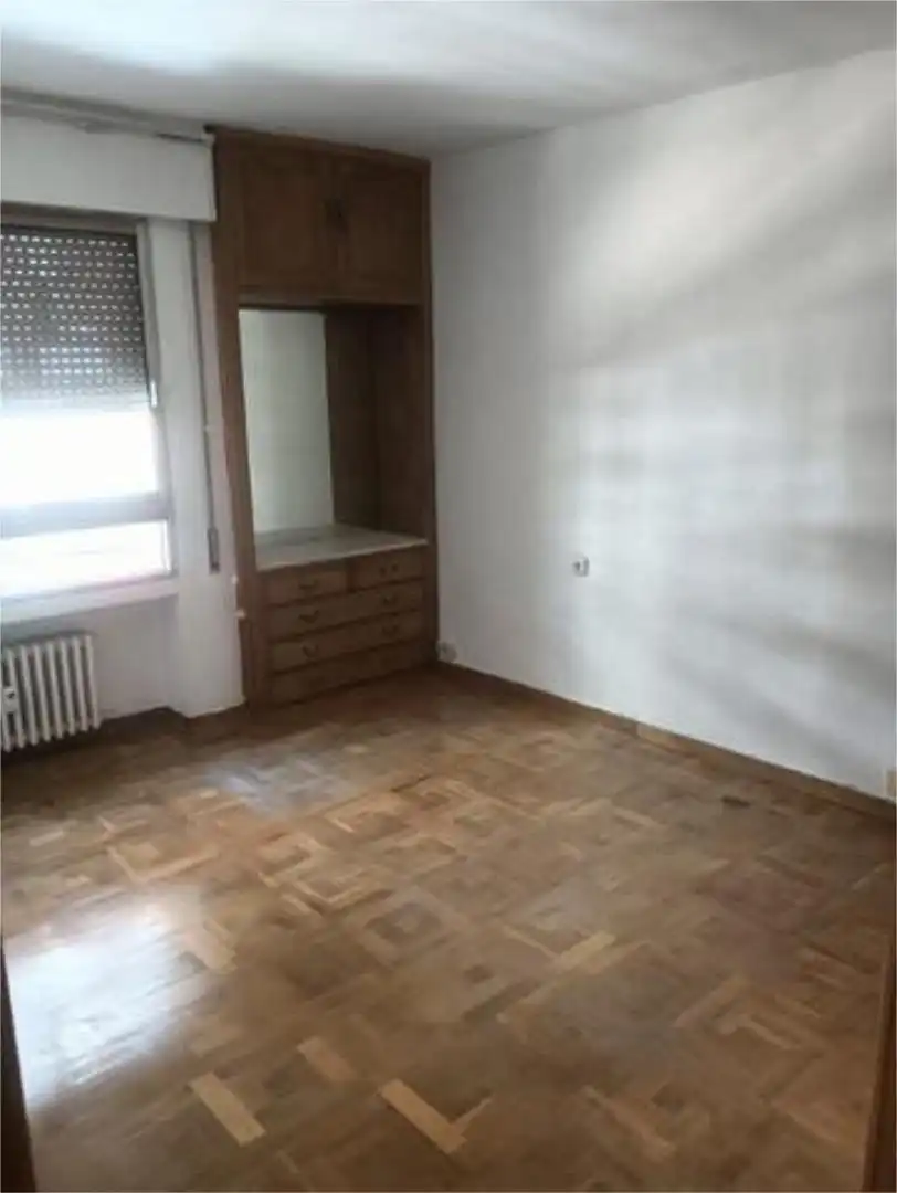 Piso de alquiler en Campo Grande Habitación de Piso de alquiler en Valladolid con Calefacción y Trastero