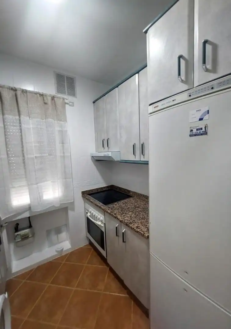 Kitchen of Flat for share in Madrid  with Air Conditioner, Heating and Furnished