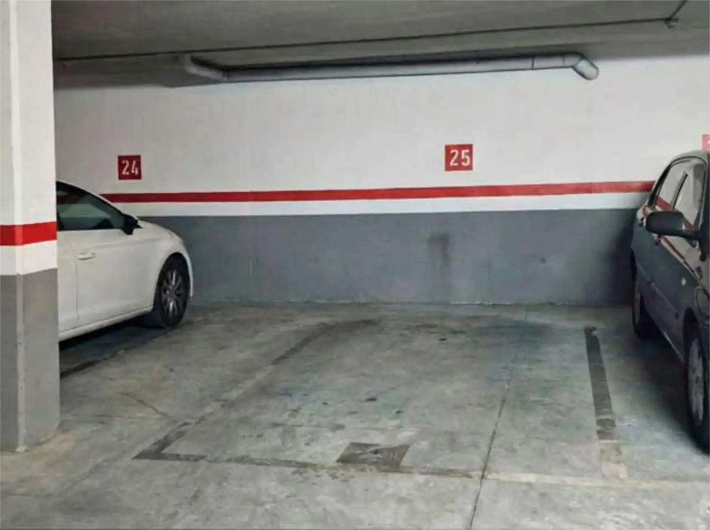 Flat for sale in Cortijo de Maza - Finca Monsalvez - El Olivar Parking of Flat for sale in Málaga with Private garden, Terrace and Storage room