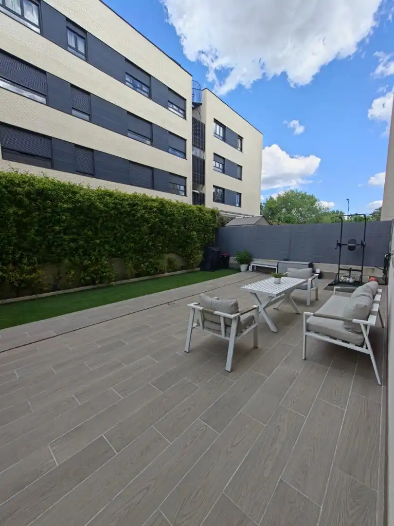 Terrassa de Pis en venda en Collado Villalba amb Aire condicionat, Calefacció i Jardí privat