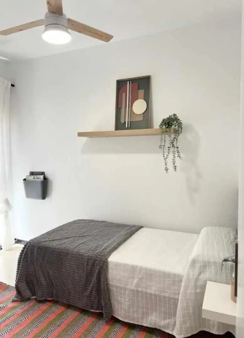 Piso de alquiler en Avenida España, 1, La Reconquista - El Rosario Habitación de Piso de alquiler en Algeciras con Jardín privado, Terraza y Trastero