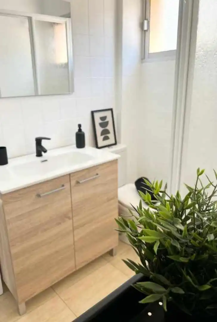 Piso de alquiler en Avenida España, 1, La Reconquista - El Rosario Baño de Piso de alquiler en Algeciras con Jardín privado, Terraza y Trastero