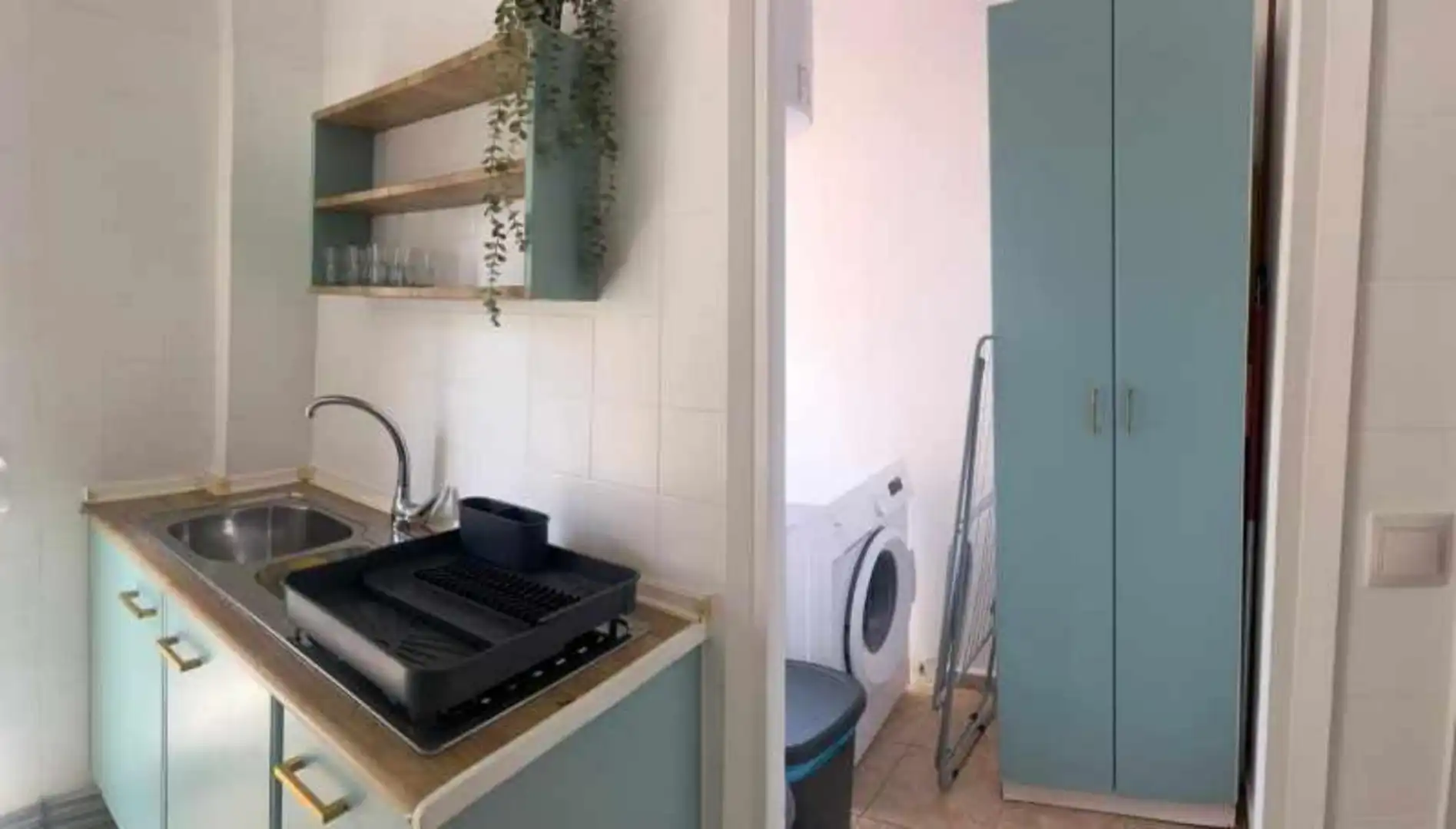 Piso de alquiler en Avenida España, 1, La Reconquista - El Rosario Cocina de Piso de alquiler en Algeciras con Jardín privado, Terraza y Trastero