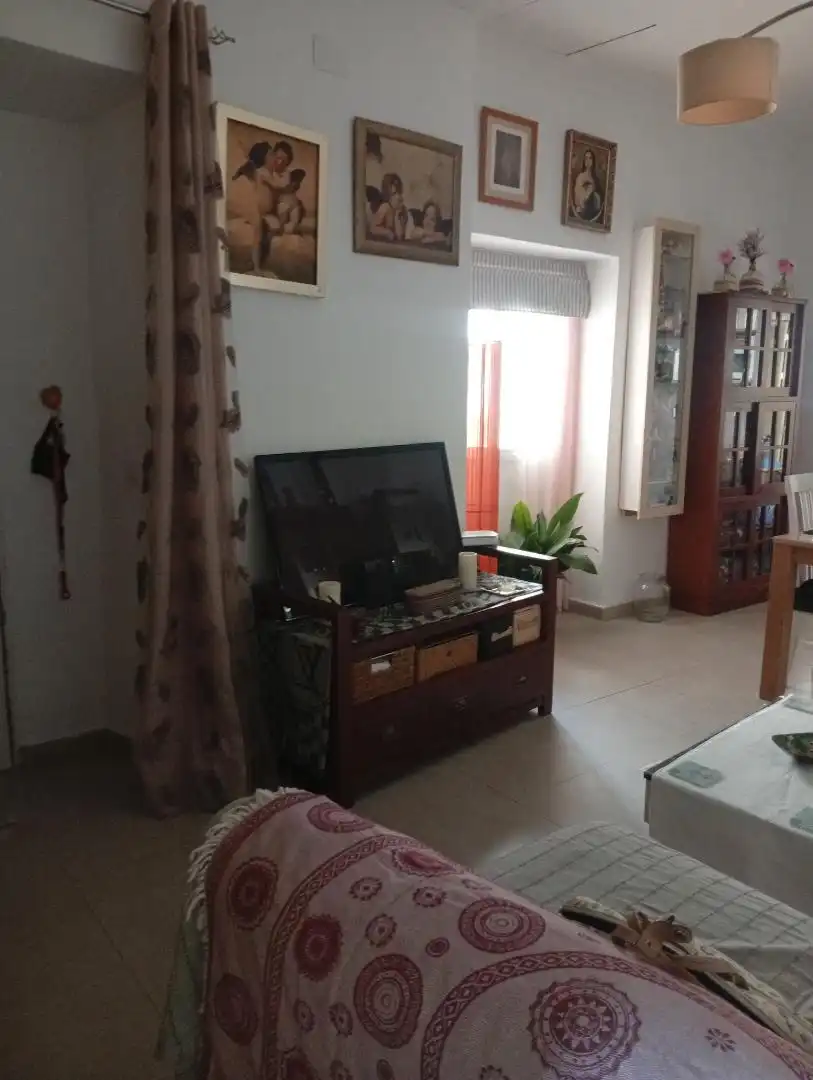 Wohnung zum Verkauf in Calle Doctor Muñoz Seca, 25, Centro Wohnzimmer von Wohnung zum Verkauf in El Puerto de Santa María mit Klimaanlage und Balkon