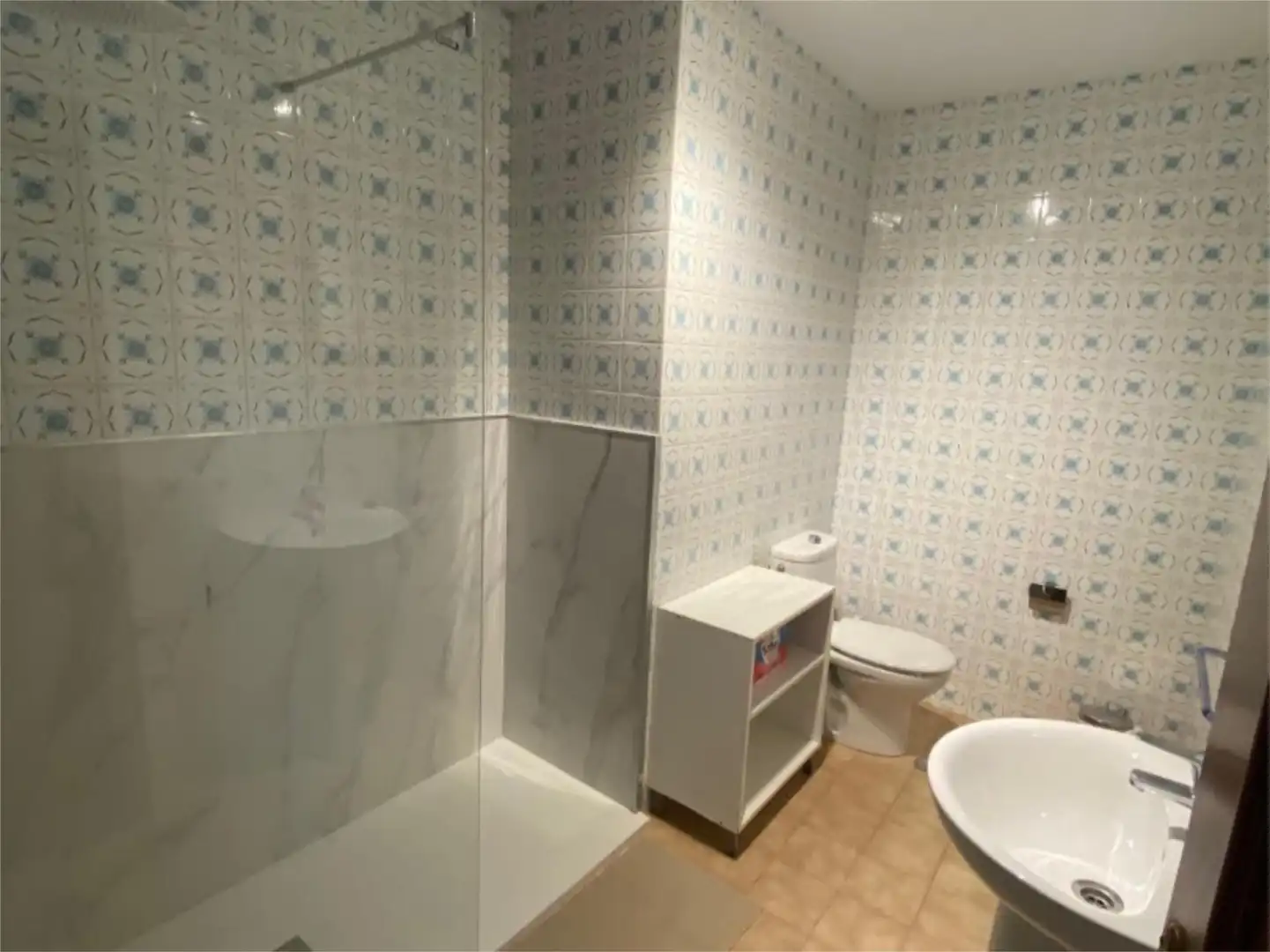 Baño de Piso en venta en Burela con Aire acondicionado, Calefacción y Amueblado