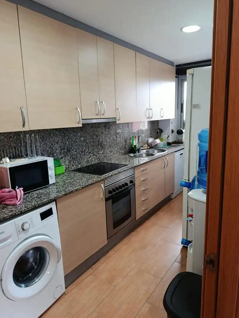 Kitchen of Flat for rent in Terrassa  with Heating, Parquet flooring and Community parking